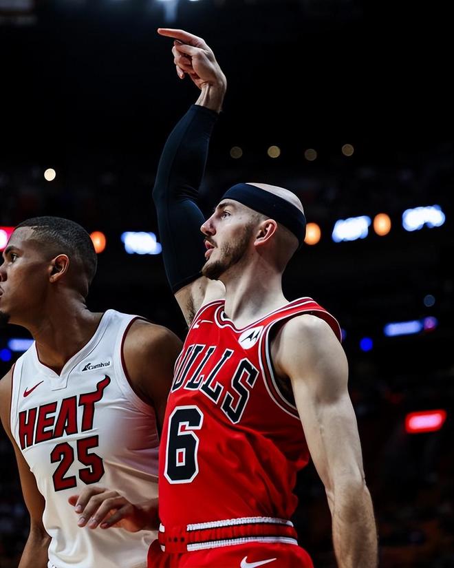 关于关键战芝加哥公牛篮板制胜——全明星赛节点到来,球迷炸锅,细节决定成败的信息 关于关键战芝加哥公牛篮板制胜——全明星赛节点到来,球迷炸锅,细节决定成败的信息