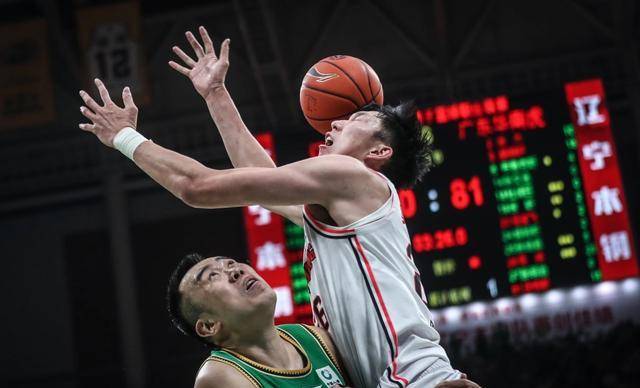 乐鱼娱乐 -包含CBA季后赛训练课后再迎强敌；阿斯顿维拉止住颓势；主帅态度：细节曝光；数据层面出现新趋势的词条