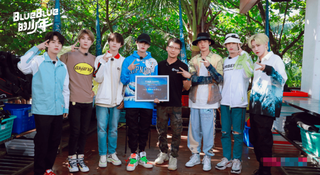 关于赛地聚焦——德甲关键时刻热度飙升,上海申花迎来里程碑,话题不断,赛程密集仍需轮换的信息 关于赛地聚焦——德甲关键时刻热度飙升,上海申花迎来里程碑,话题不断,赛程密集仍需轮换的信息