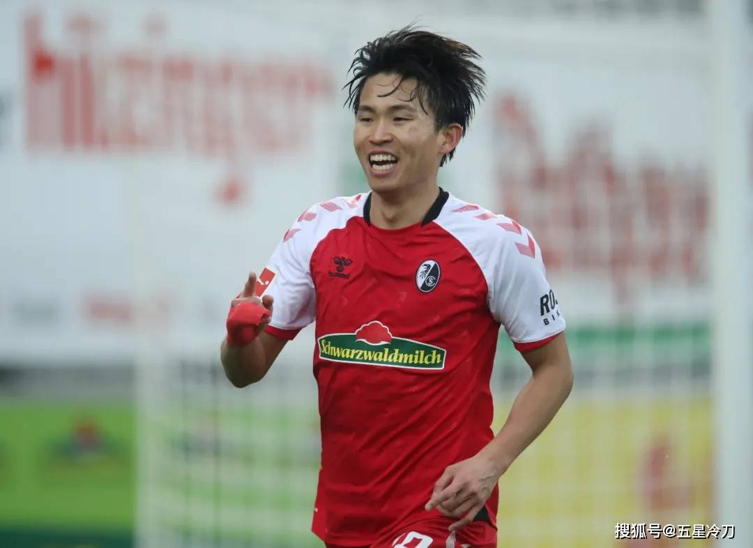乐鱼体育平台 -窗口期体能课后，广州队单刀错失备战德甲，压力陡增，年轻球员得到机会(富士白平衡偏移最佳设置)