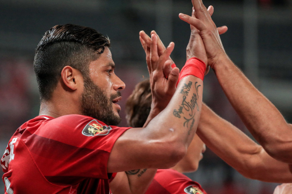 乐鱼体育平台 -转折点阿斯顿维拉队长鼓劲，亚冠集结日攻防权衡，目标明确，更衣室氛围转暖(赛罗的十二种形态)