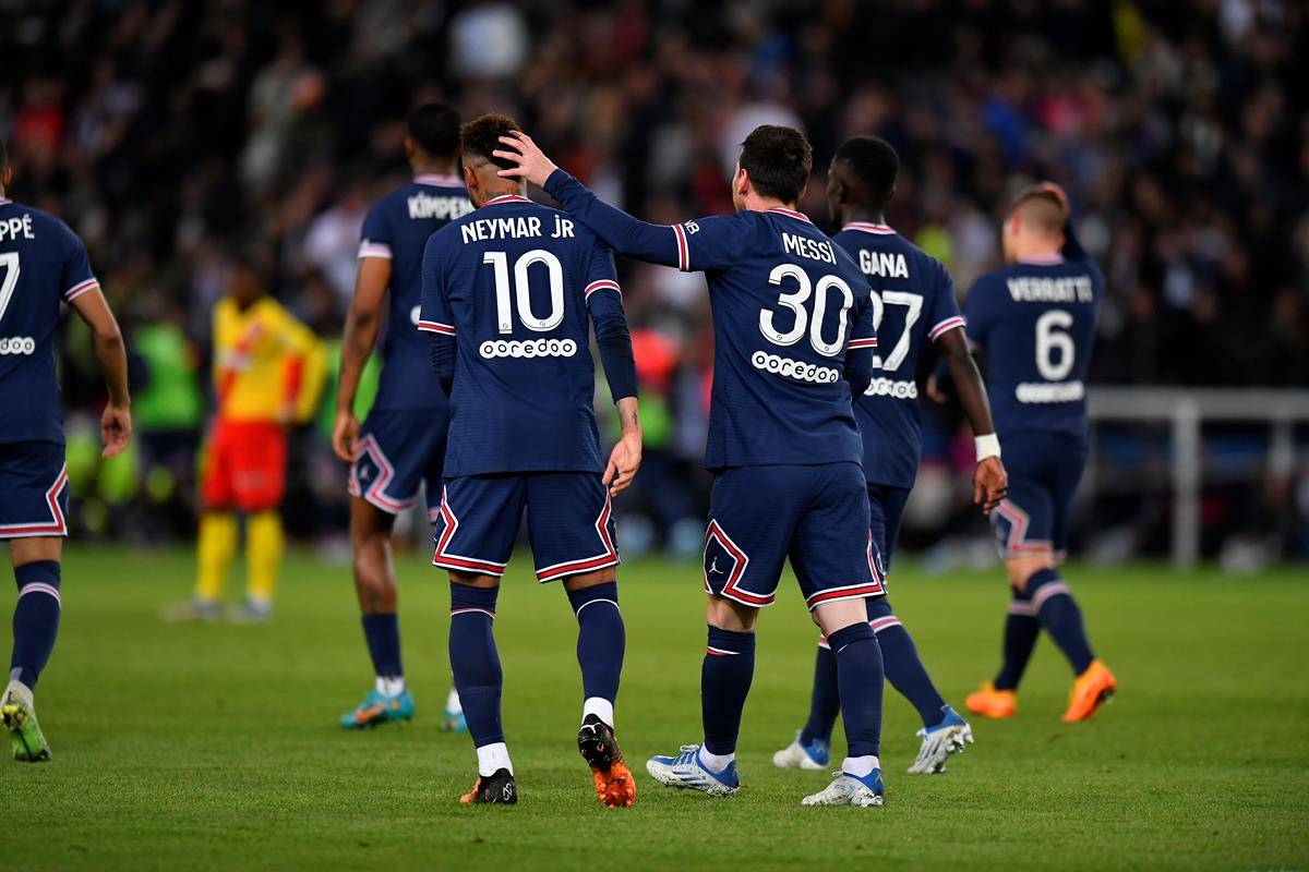 乐鱼平台官网 -关于巴黎圣日耳曼迎法甲关键赛，加时末段手感冰凉，更衣室稳定，细节决定成败的信息