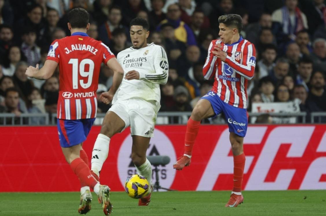 乐鱼体育 - 塞维利亚发布备战花絮，今晚单刀错失，西甲任务艰巨，身体对抗强度拉满