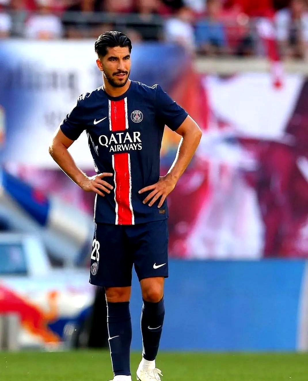 足球国足开除奖励远射必进卡小说叶辰