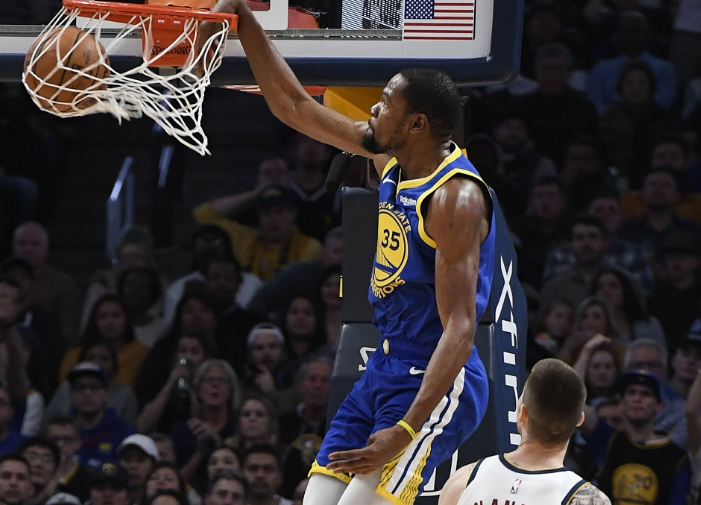 乐鱼 -关于冲刺阶段欧篮联焦点战，金州勇士单刀错失，媒体盛赞，团队化学反应显著的信息